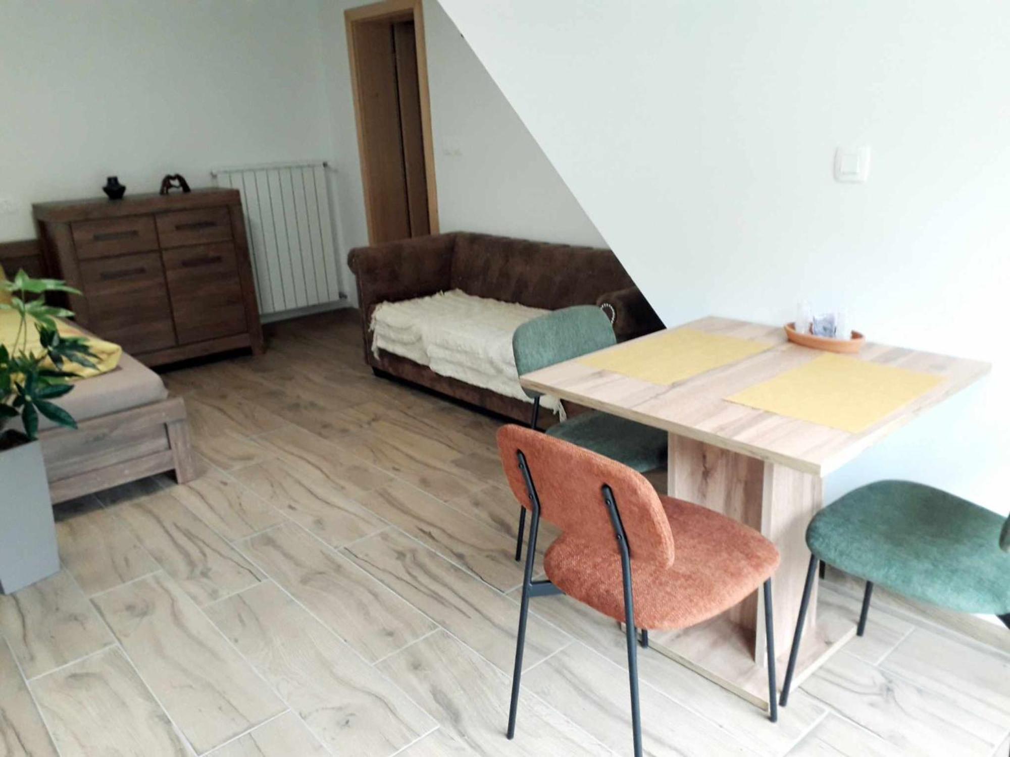 Apartmaji Brloznica Pod Veliko Planino Luce ภายนอก รูปภาพ